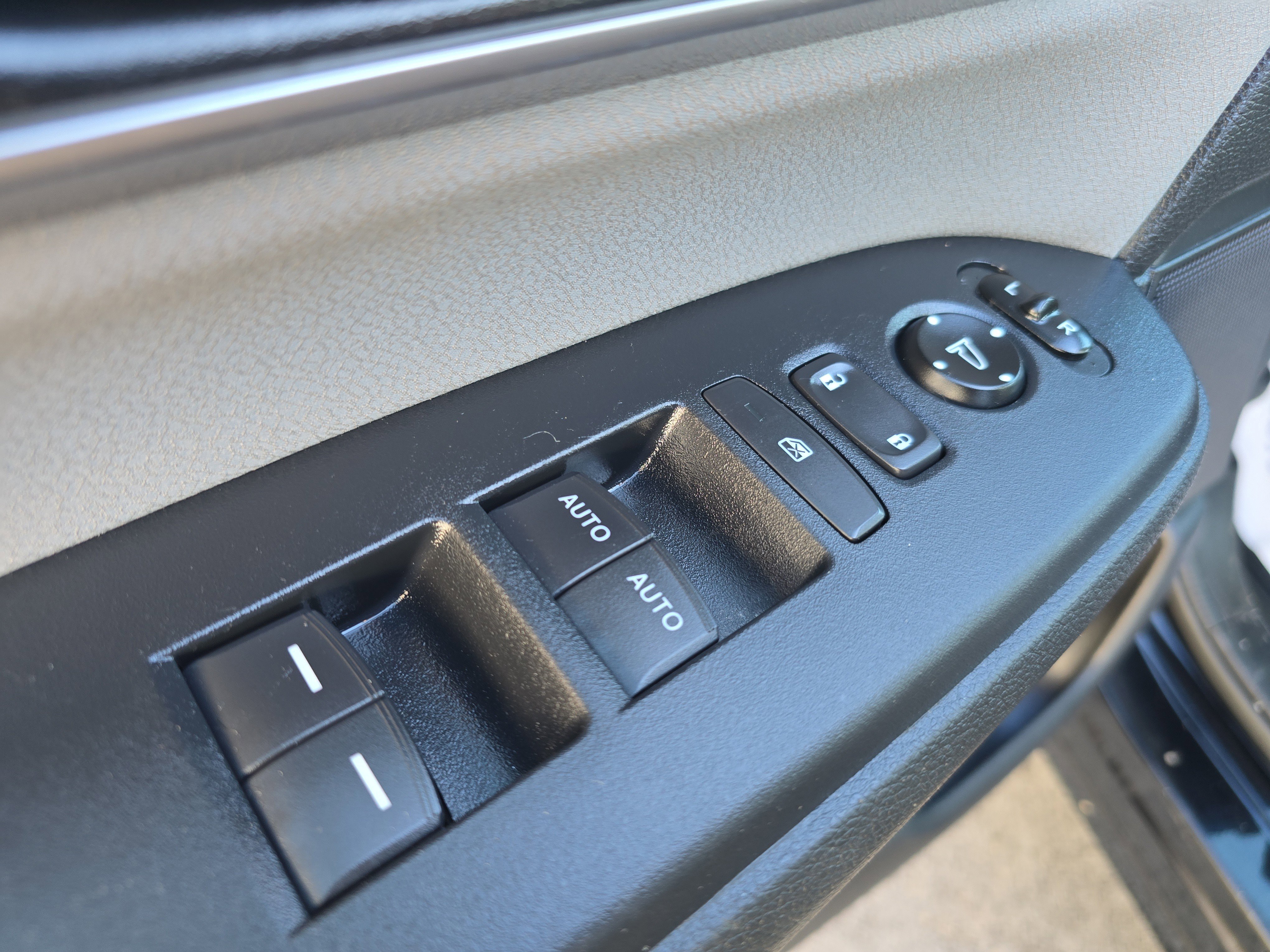 Used 2020 Honda CR-V EX image 18