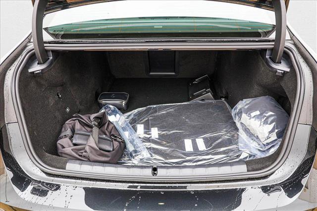 New 2025 BMW i7 eDrive50 w/ Premium Package image 23