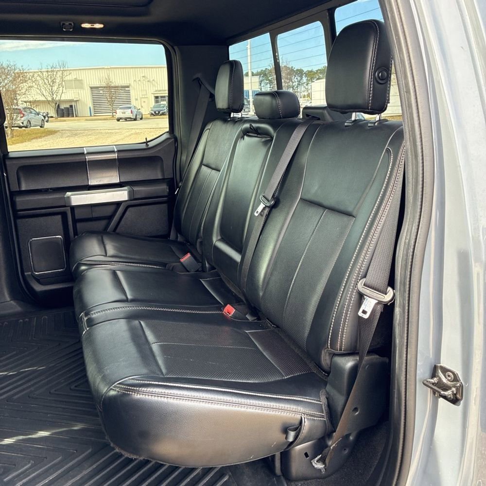 Used 2019 Cadillac Escalade Premium Luxury image 16