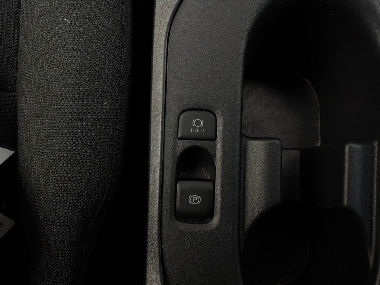 Used 2025 Toyota Corolla LE FWD image 21