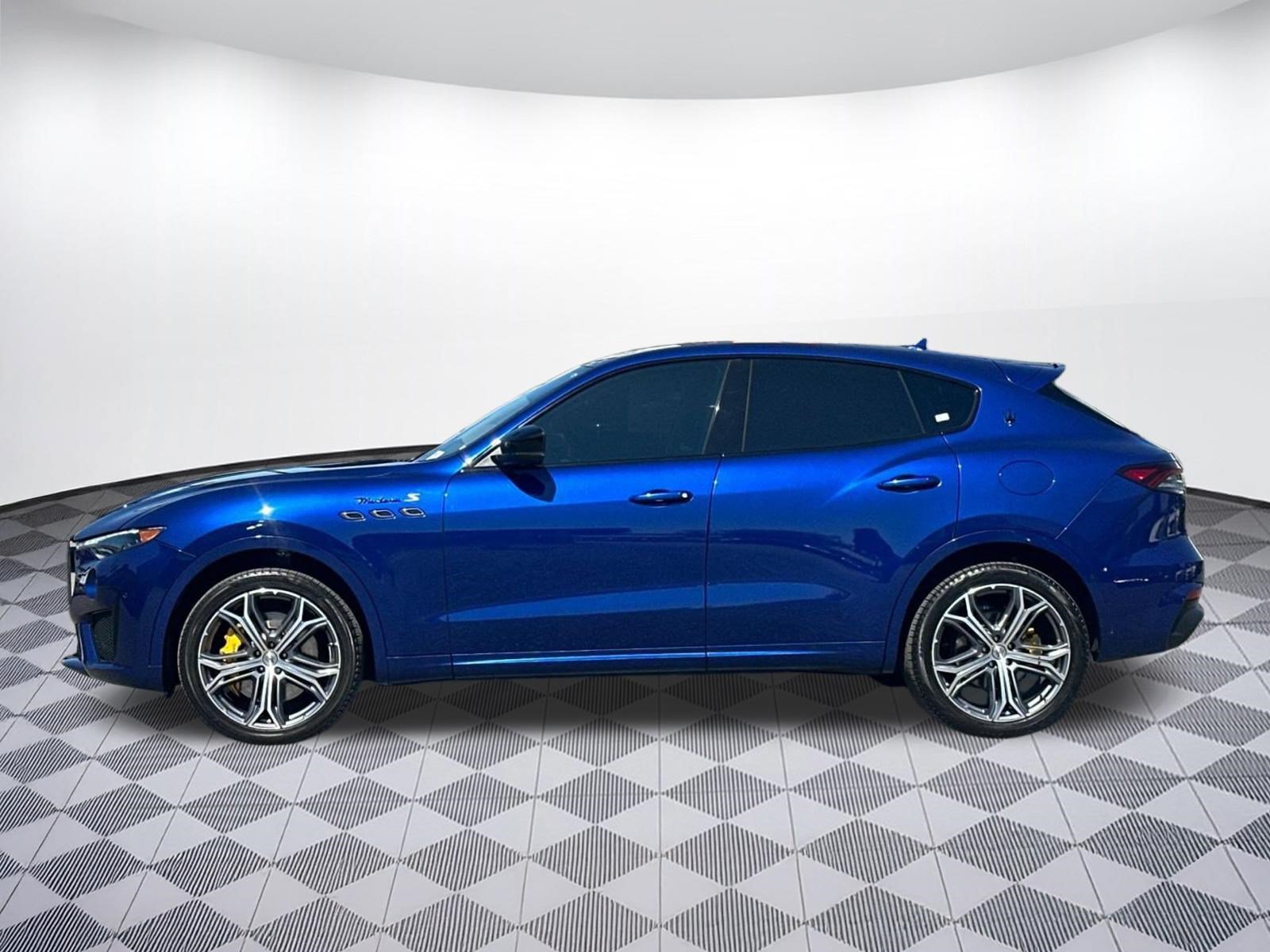 Used 2022 Maserati Levante Modena S AWD/4WD image 2