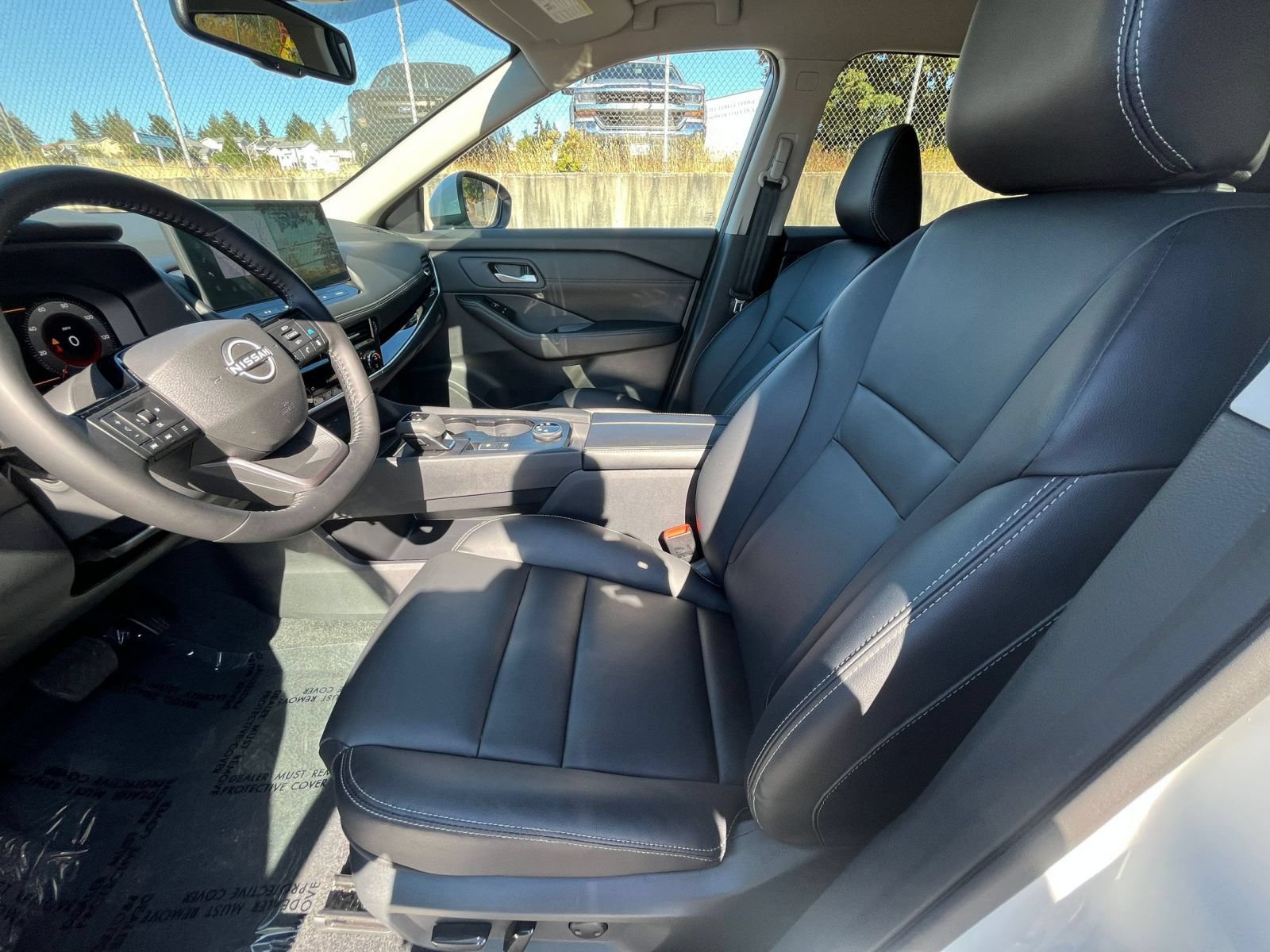 Used 2026 Nissan Rogue SL AWD/4WD image 30