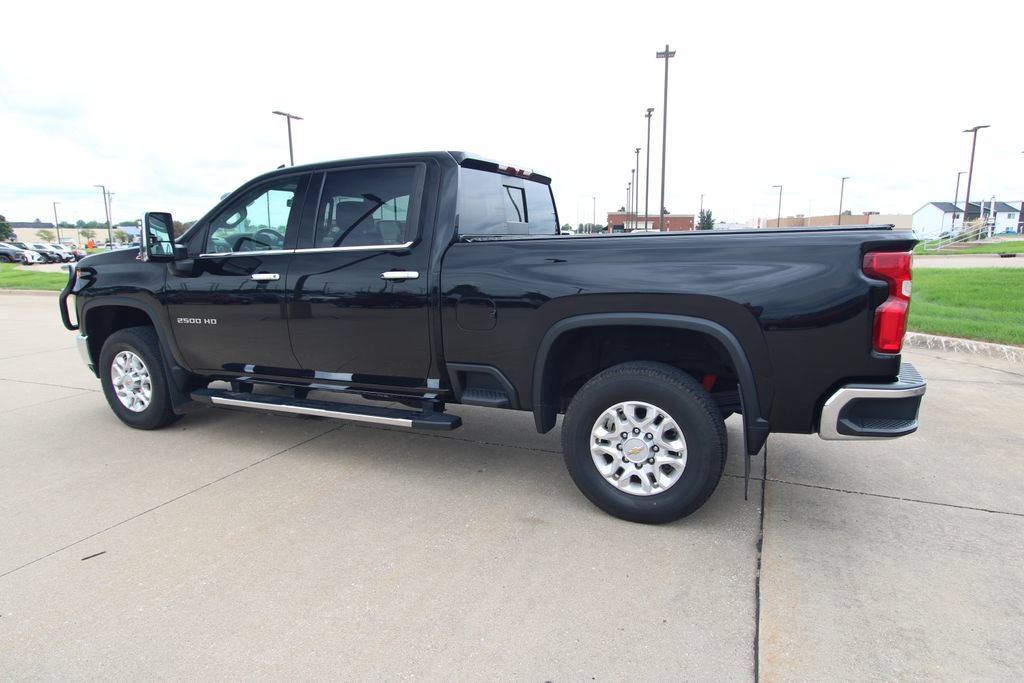 Used 2023 Chevrolet Silverado 2500 LTZ w/ LTZ Plus Package AWD/4WD image 17