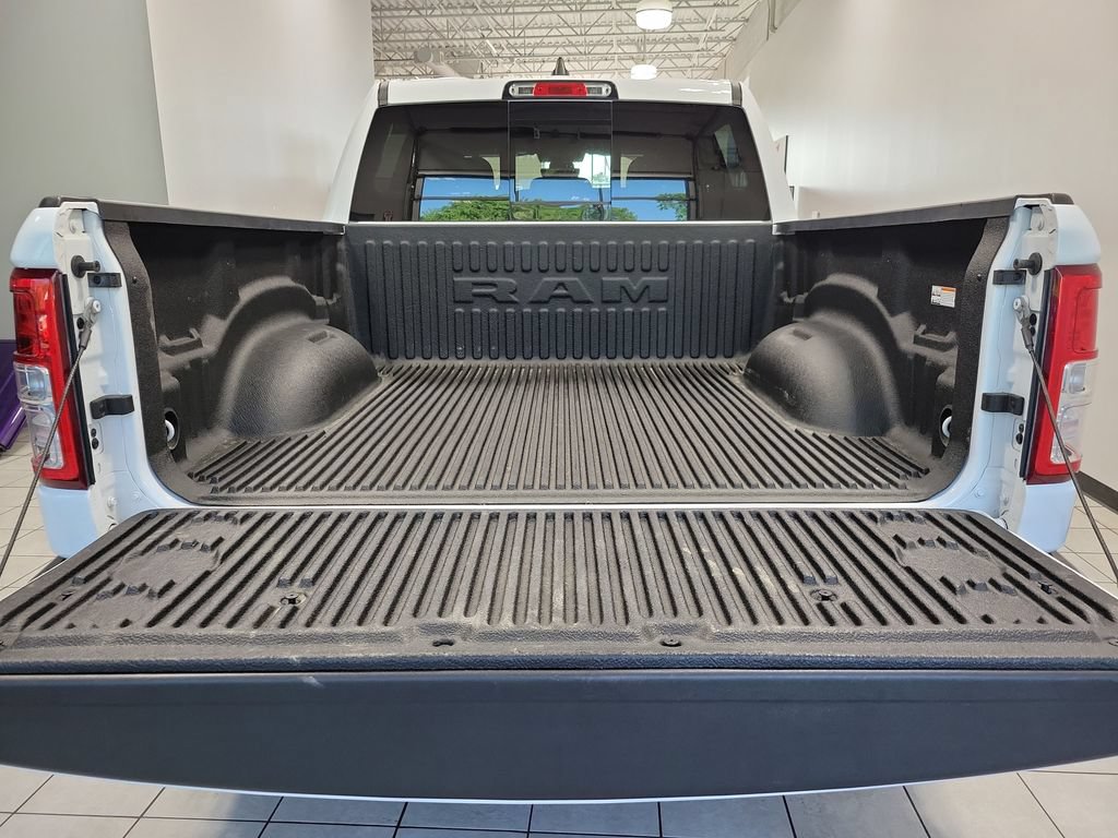 Used 2021 RAM 1500 Big Horn AWD/4WD image 17