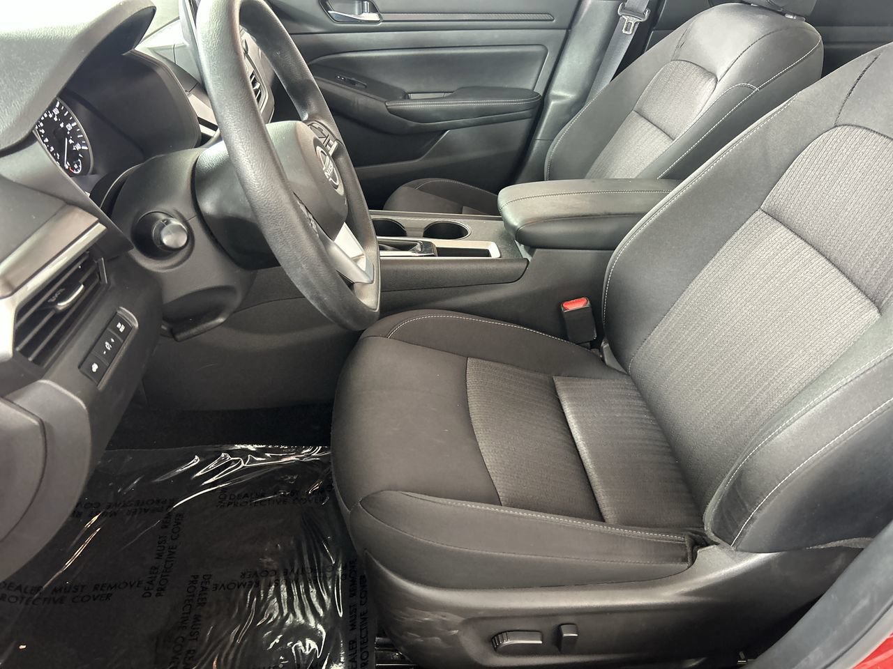 Used 2025 Nissan Altima 2.5 SV FWD image 20