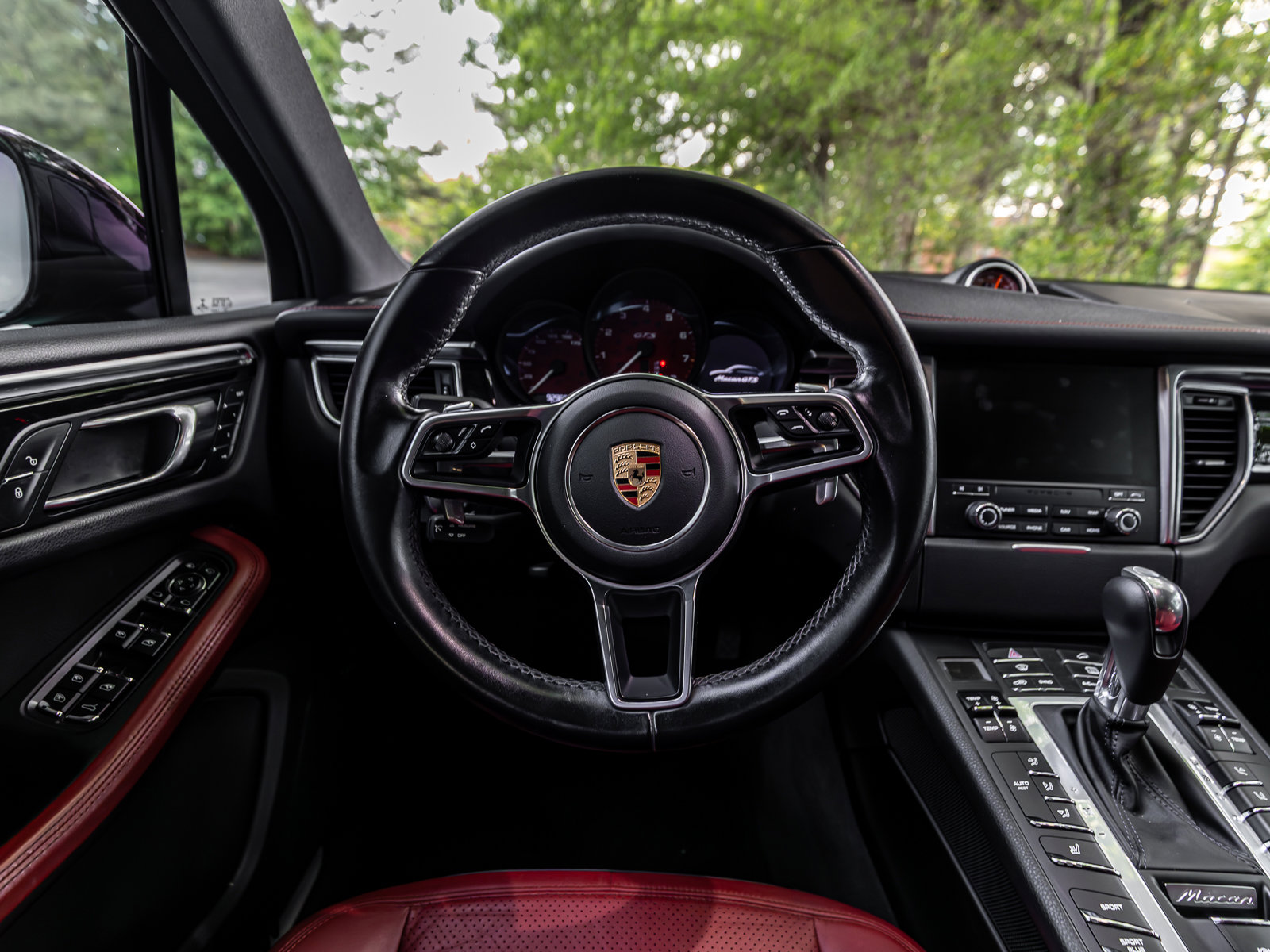 Used 2017 Porsche Macan GTS AWD/4WD image 6