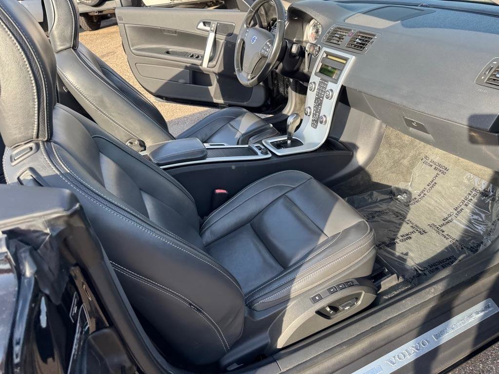 Used 2012 Volvo C70 T5 image 32