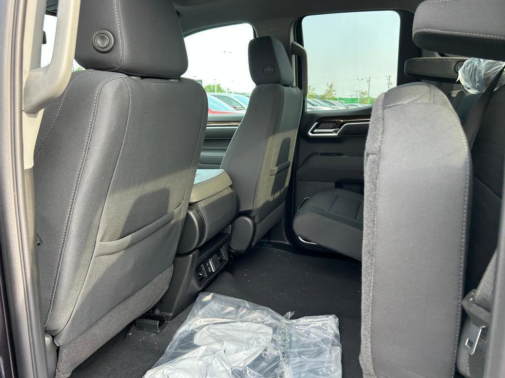 New 2026 GMC Sierra 1500 Elevation image 8