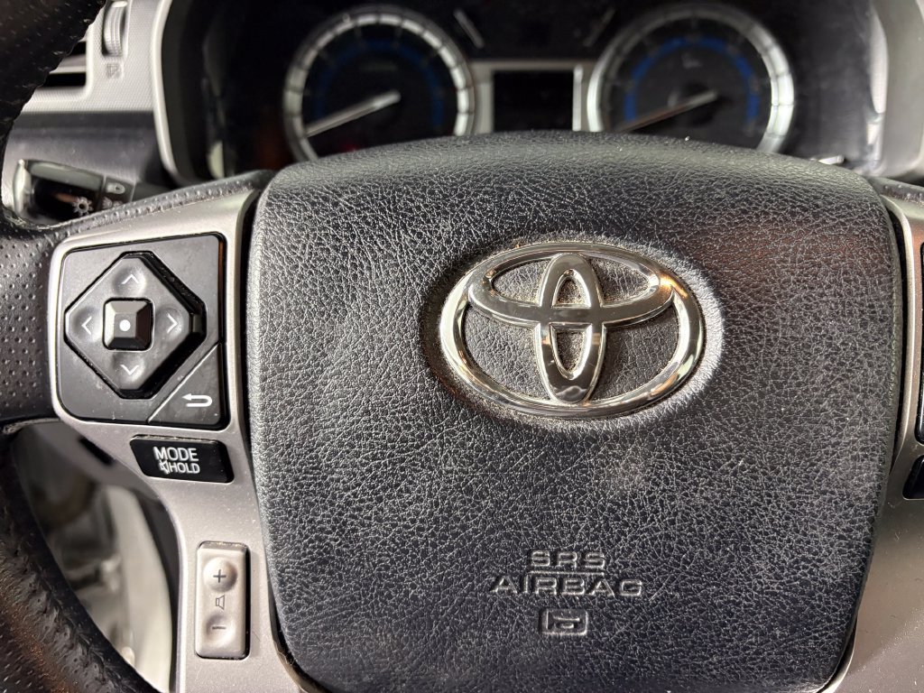 Used 2016 Toyota 4Runner SR5 AWD/4WD image 22