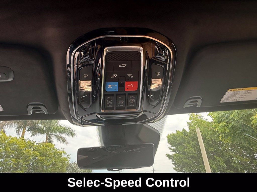 New 2026 Jeep Grand Wagoneer L Summit AWD/4WD image 11