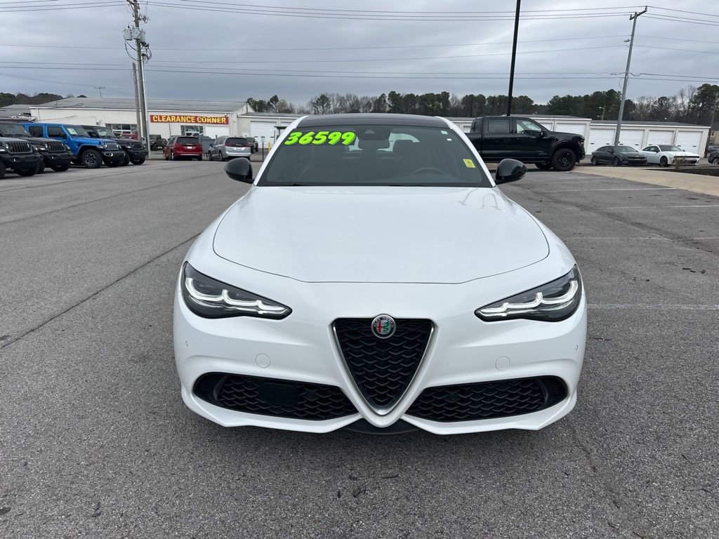 Used 2024 Alfa Romeo Giulia Ti image 2