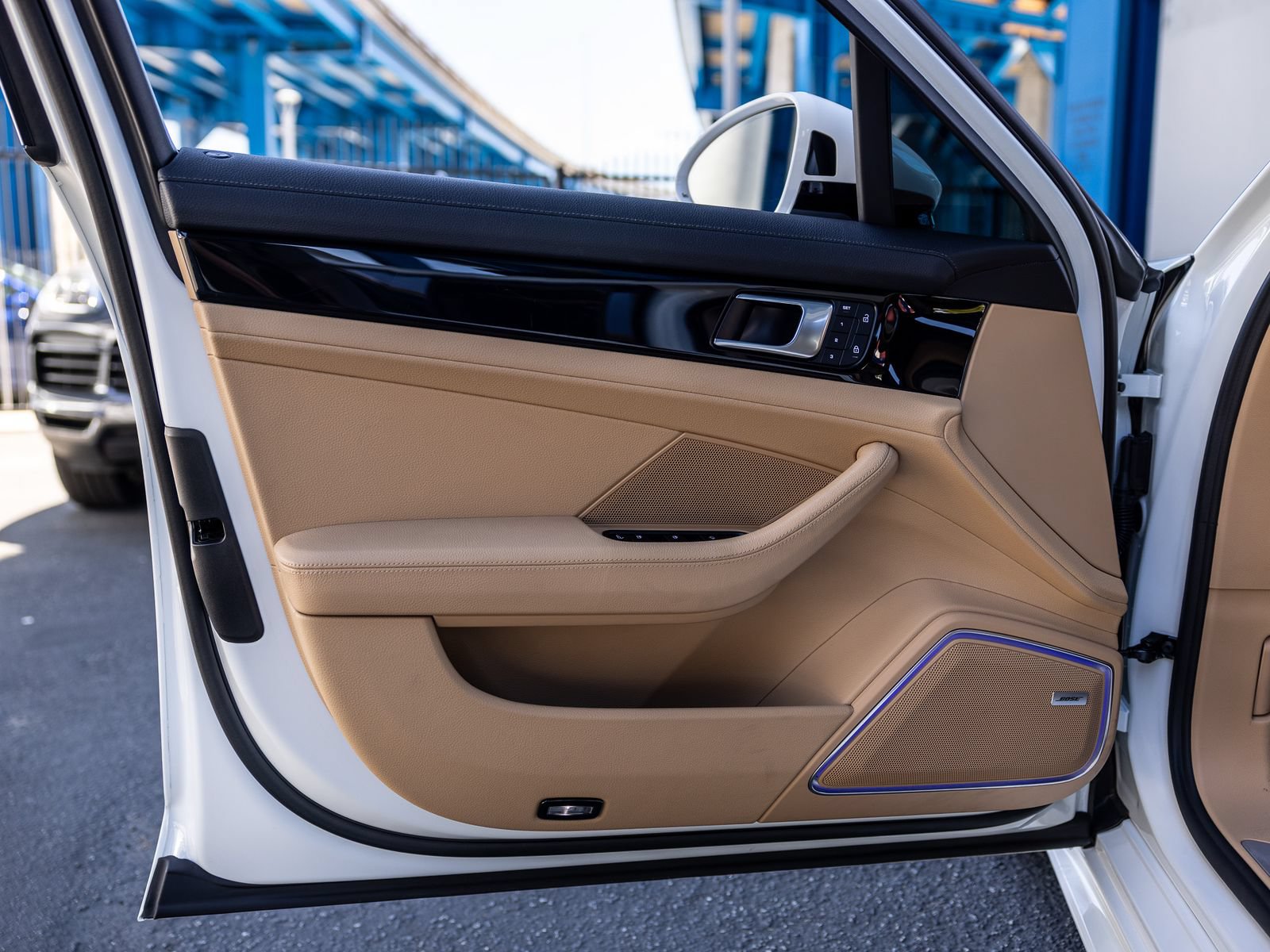 Certified 2023 Porsche Panamera 4S AWD/4WD image 38