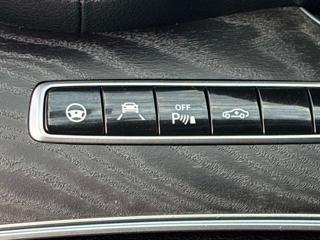 Used 2019 Mercedes-Benz E 53 AMG 4MATIC Cabriolet image 31