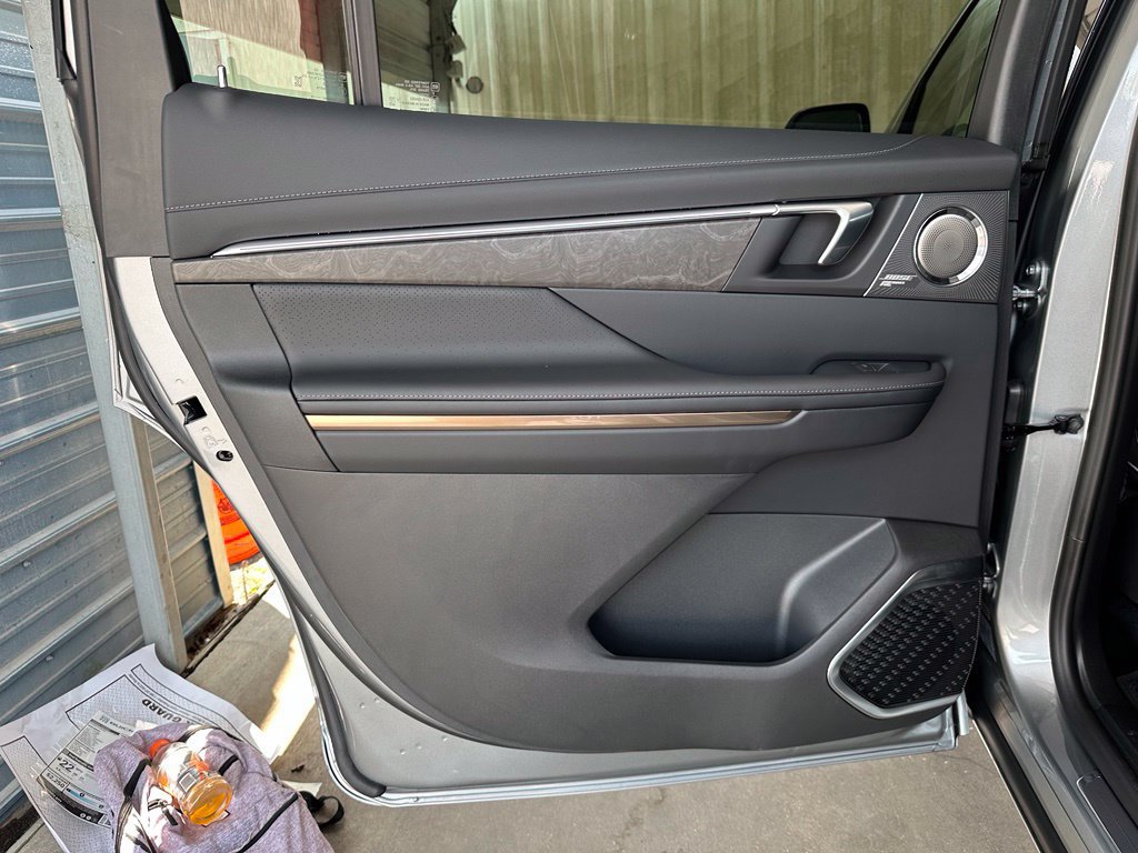 New 2026 Buick Enclave Avenir w/ Super Cruise Package FWD image 28