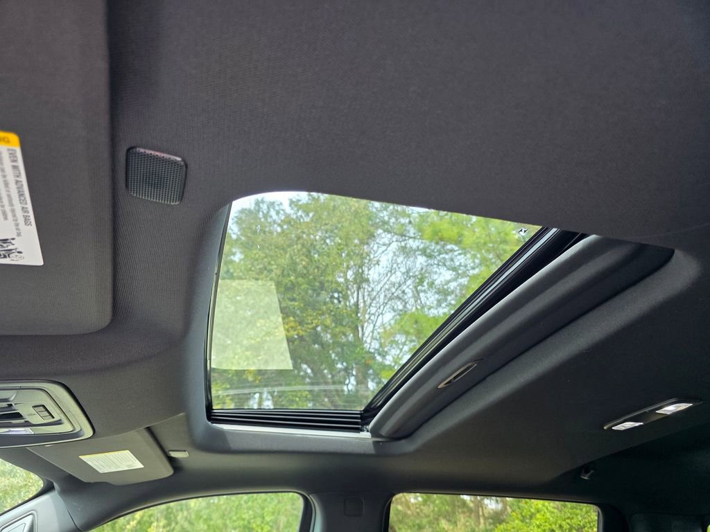 New 2026 Chevrolet Silverado 1500 ZR2 image 12