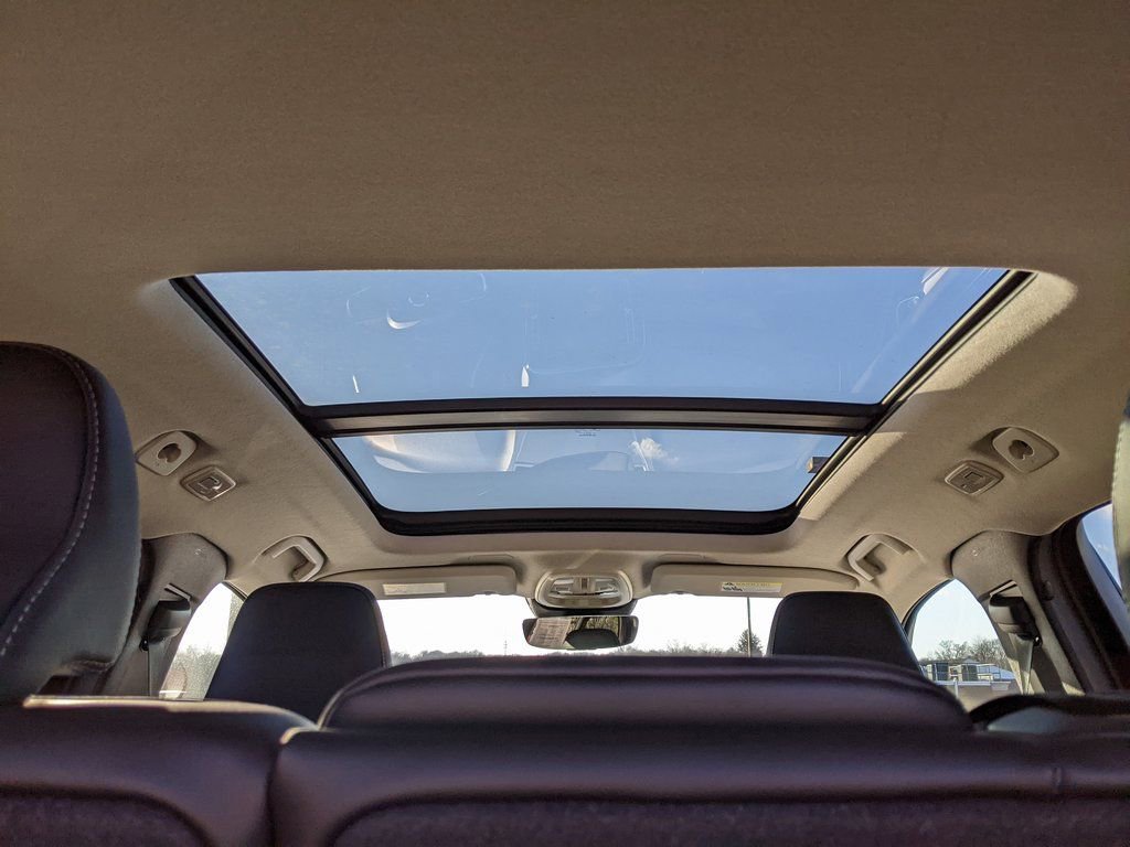 Certified 2026 Volvo XC40 B5 Plus w/ Protection Package Premier image 13