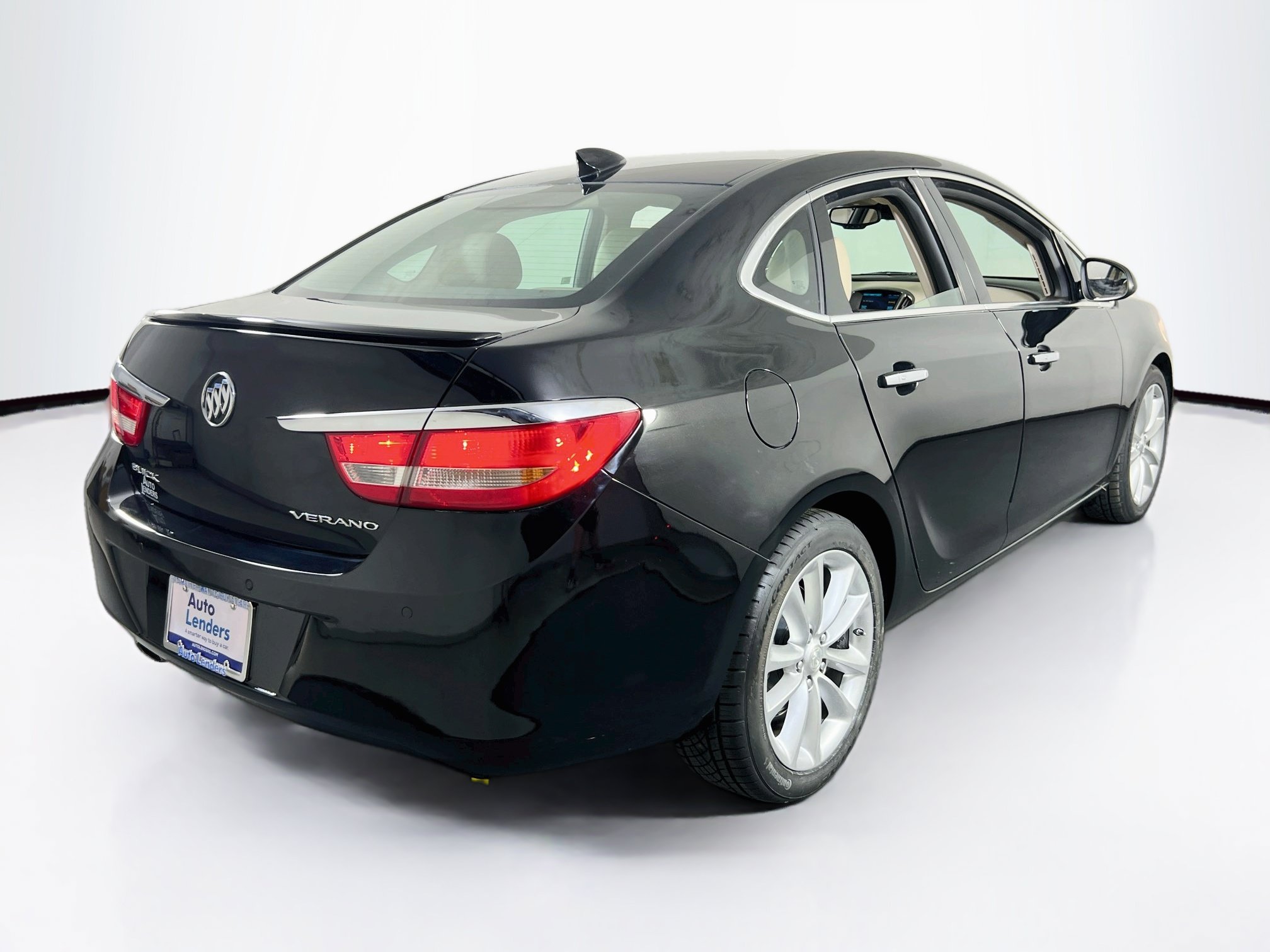 Used 2016 Buick Verano Leather w/ Experience Buick Package FWD image 5