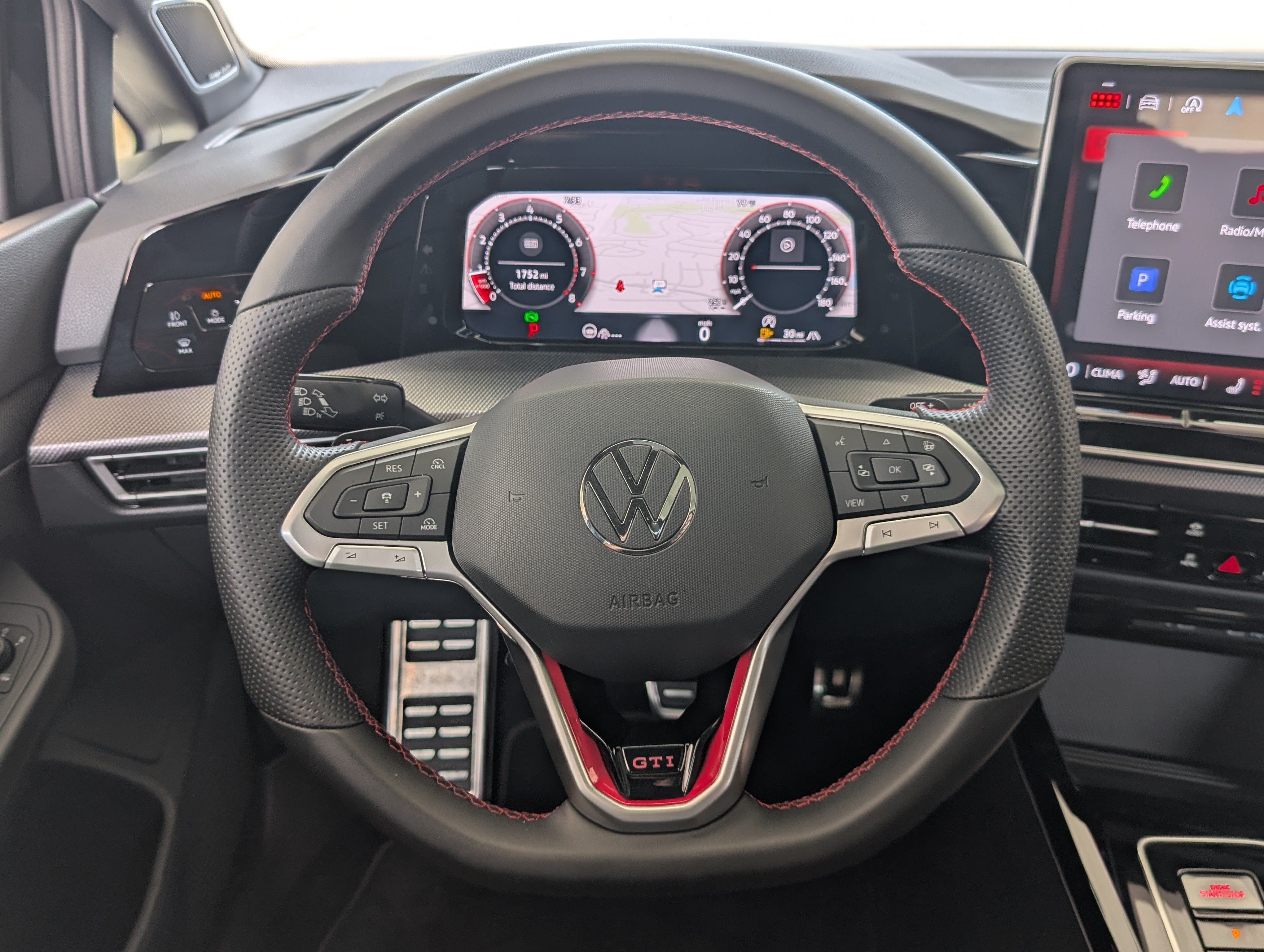 Used 2026 Volkswagen GTI SE FWD image 24
