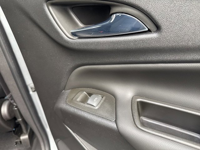 Used 2023 Chevrolet Equinox LT image 30