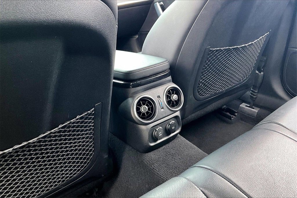 Certified 2019 Kia Stinger image 25