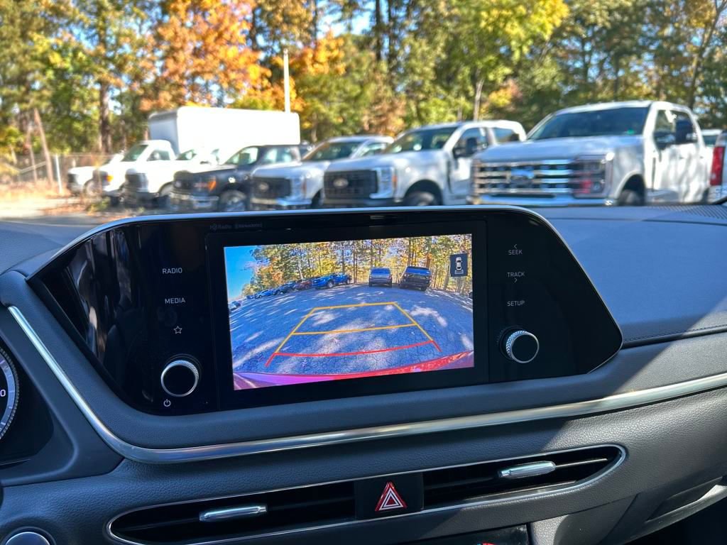 Used 2022 Hyundai Sonata SEL w/ Preferred Accessory Package image 17