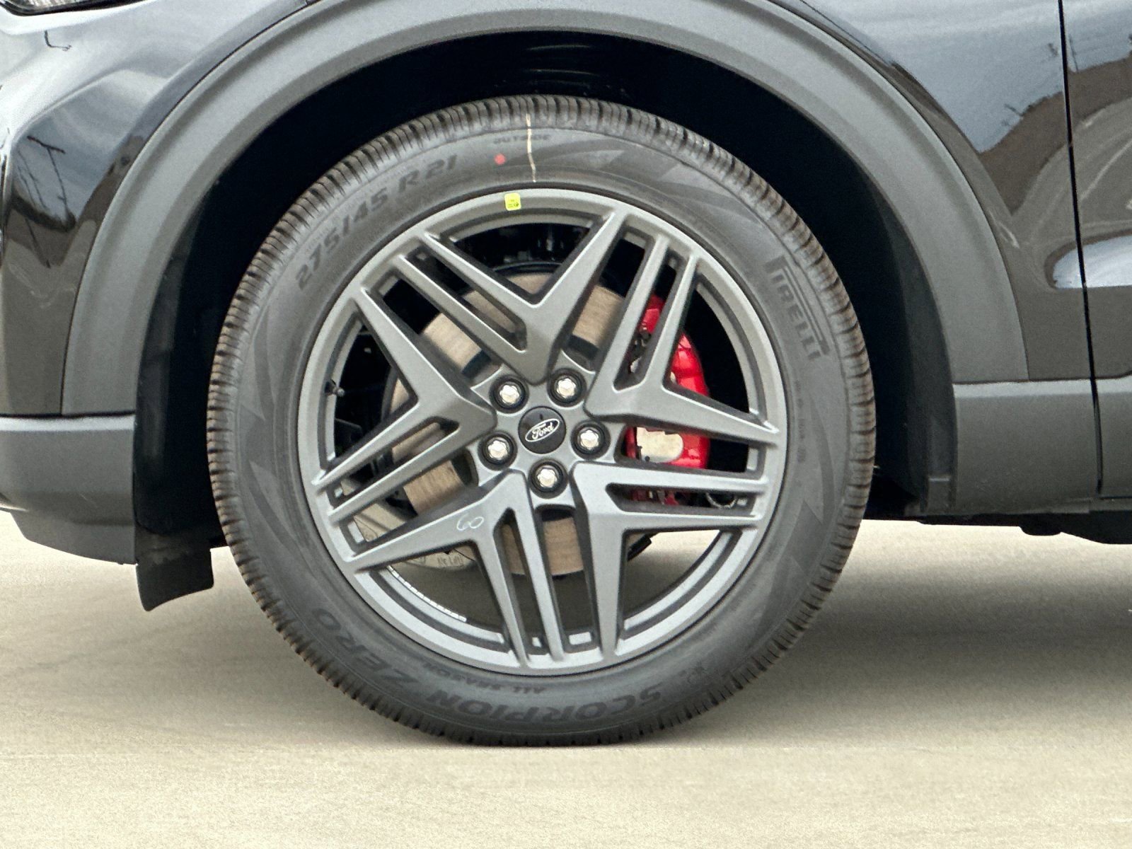 New 2025 Ford Explorer ST-Line w/ Premium Package RWD image 35