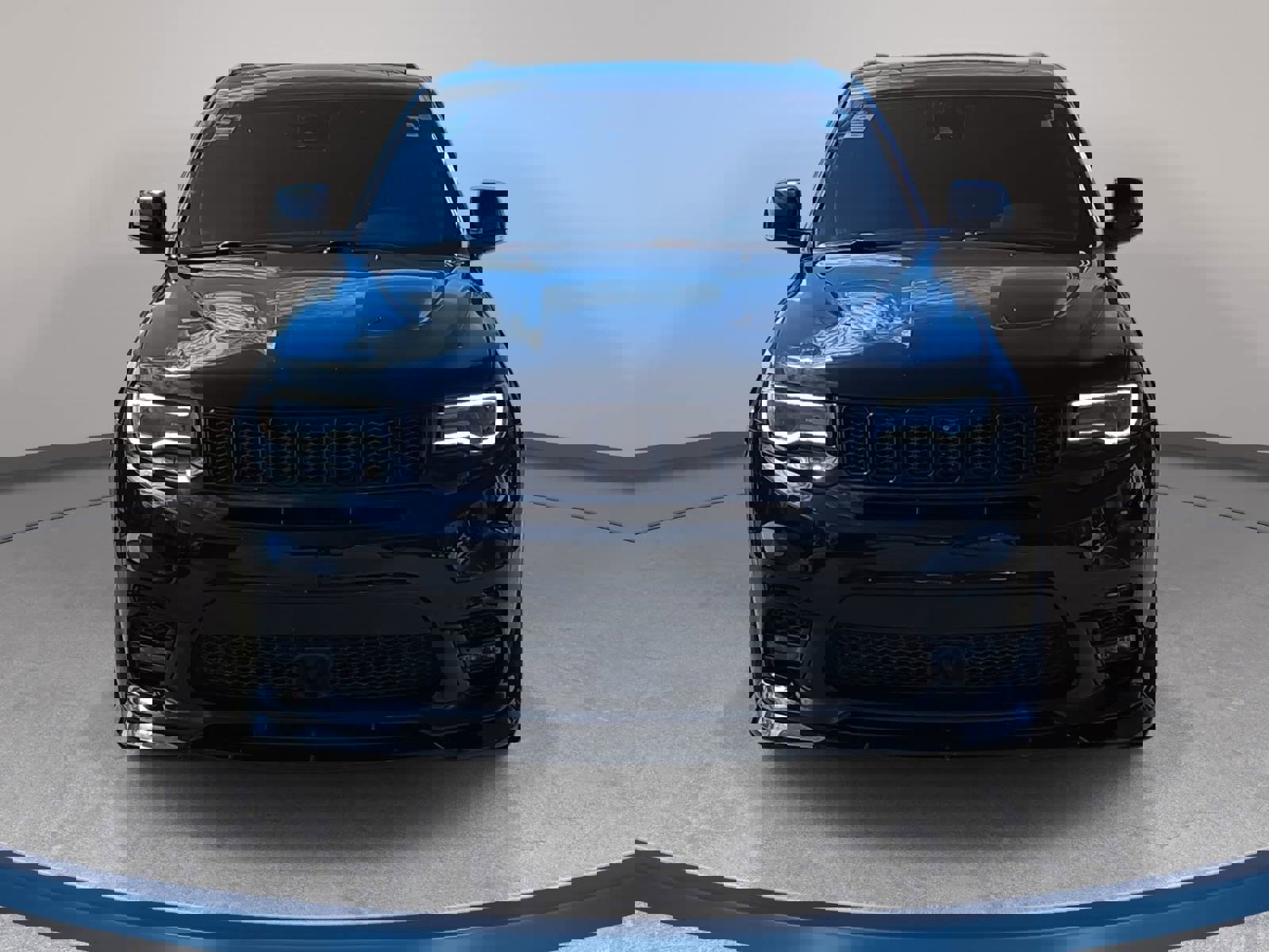 Used 2020 Jeep Grand Cherokee SRT image 2