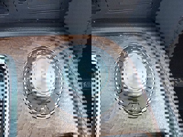 Certified 2024 Nissan Armada SL image 19