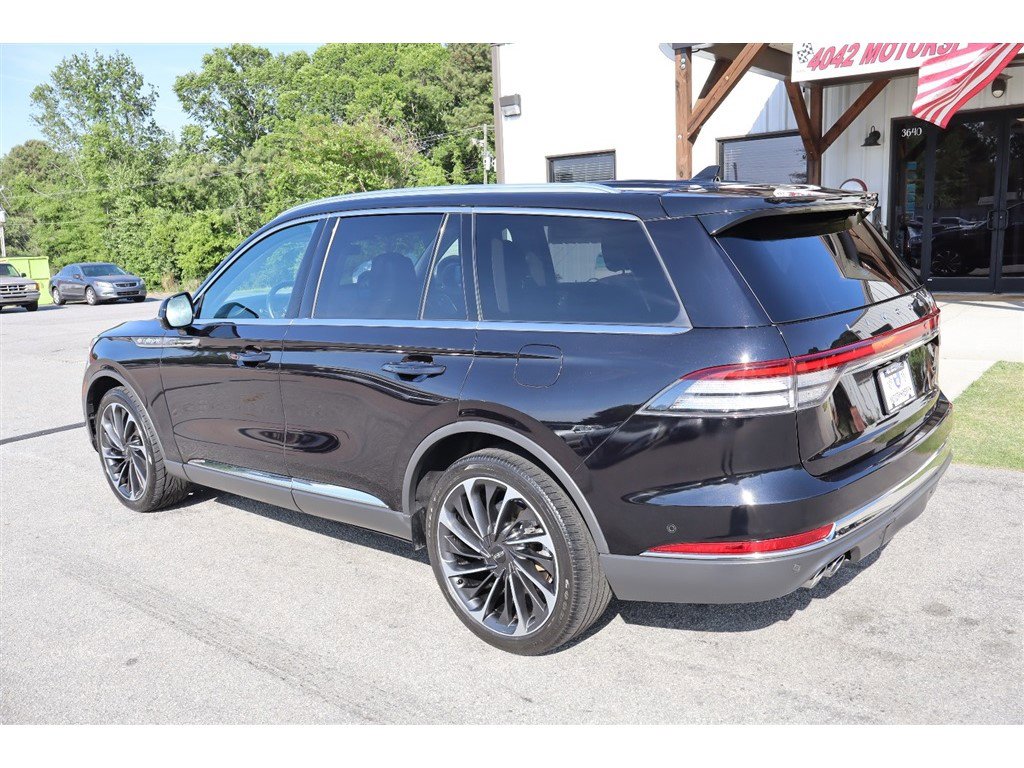 Used 2020 Lincoln Aviator Reserve w/ Equipment Group 202A AWD/4WD image 3