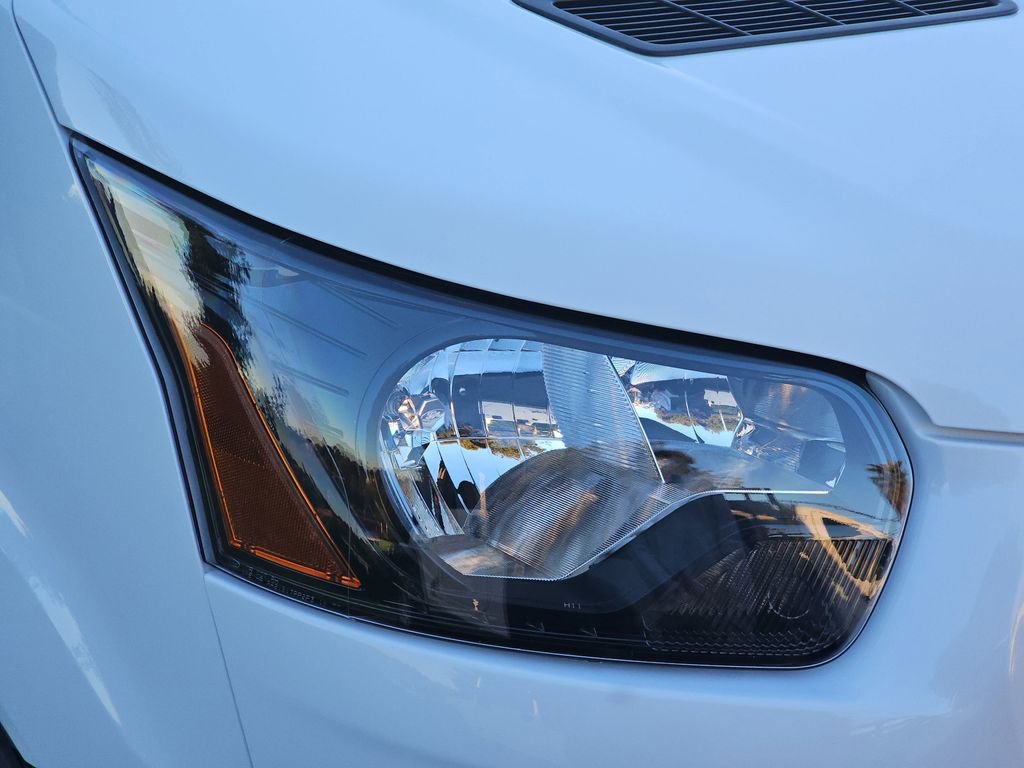 New 2026 Ford Transit 350 148 Medium Roof image 31