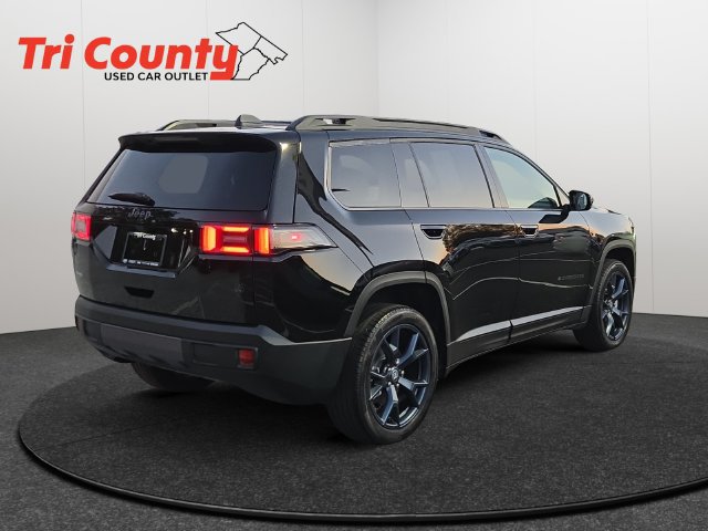 Used 2026 Jeep Cherokee Limited AWD/4WD image 8