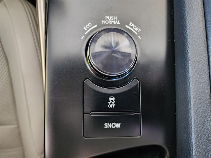 Used 2014 Lexus IS 250 AWD w/ Luxury Package w/Gray Wood image 49