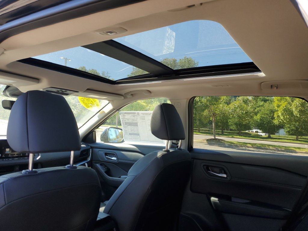 New 2026 Nissan Rogue Dark Armor FWD image 13