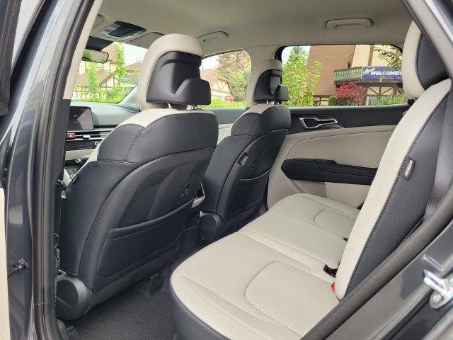 New 2026 Kia Sportage EX FWD image 6