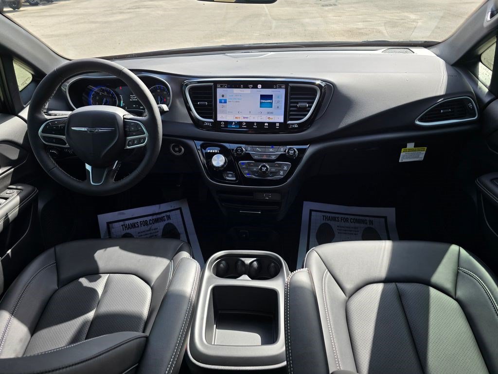 New 2026 Chrysler Voyager LX FWD image 34