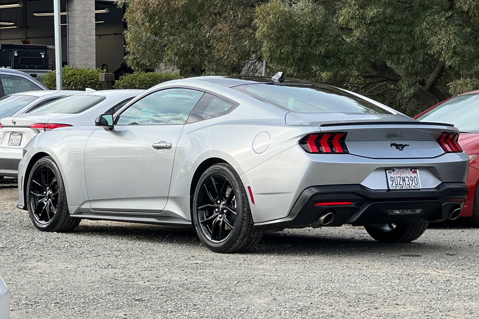 Used 2025 Ford Mustang EcoBoost image 6