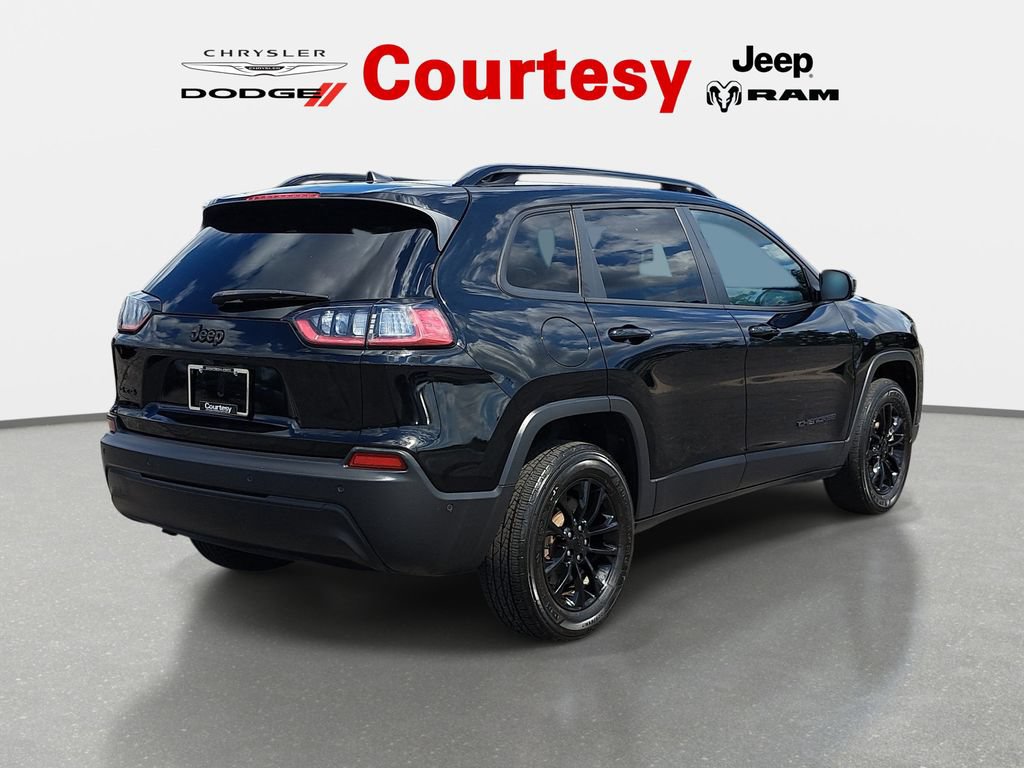 Certified 2023 Jeep Cherokee Altitude Lux AWD/4WD image 4