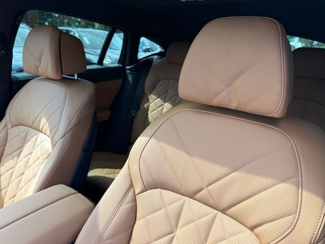 New 2026 BMW X6 xDrive40i image 19