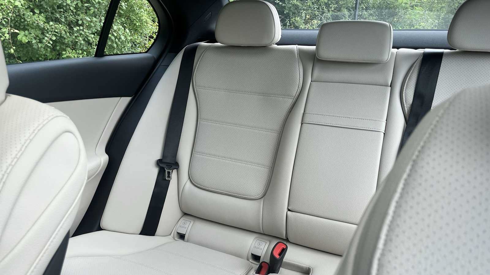 New 2026 Mercedes-Benz C 300 4MATIC Sedan image 32