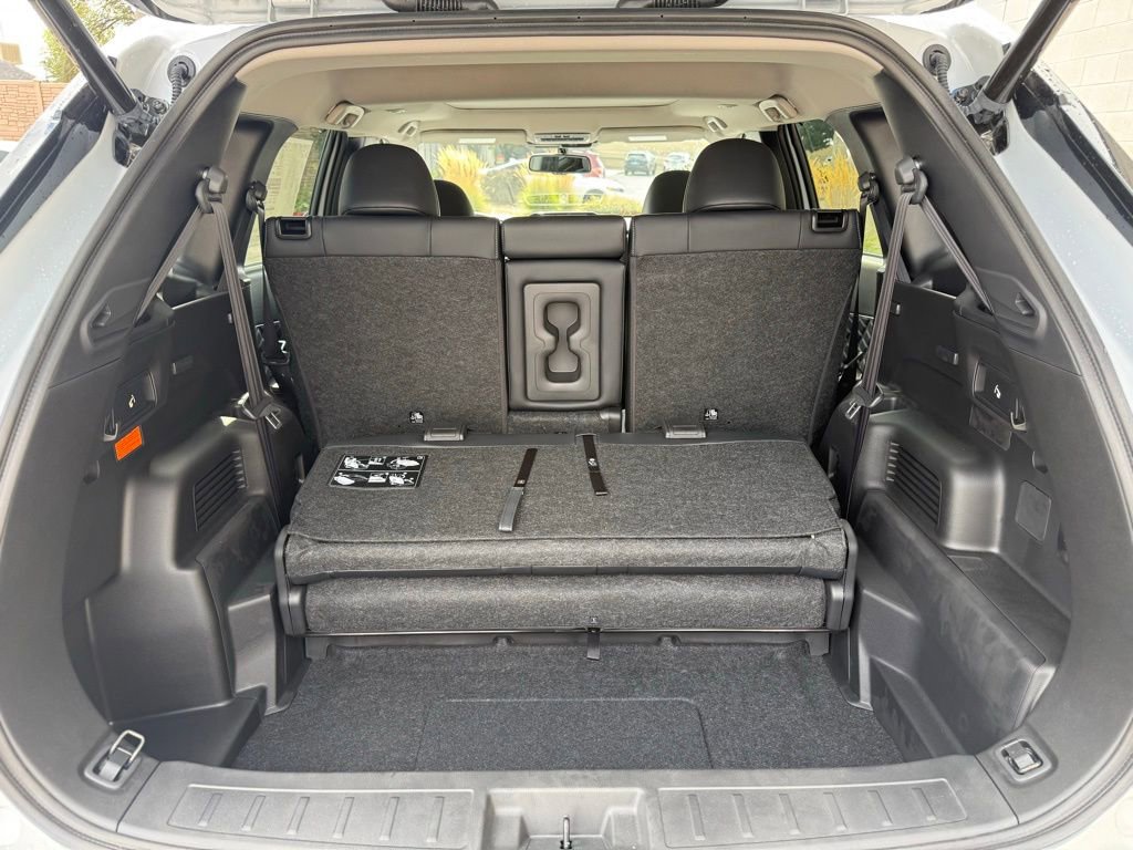 New 2025 Mitsubishi Outlander SEL image 28