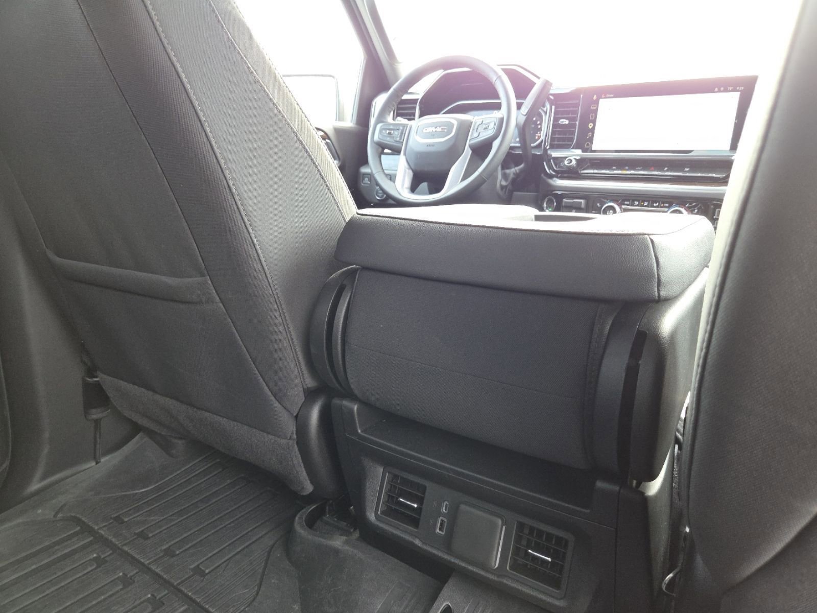 Used 2026 GMC Sierra 1500 Elevation image 25