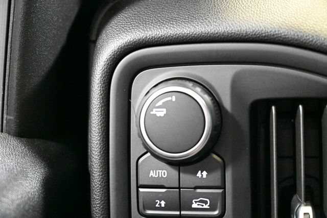 Used 2025 Chevrolet Silverado 1500 Custom w/ Turbomax Blackout Package AWD/4WD image 43