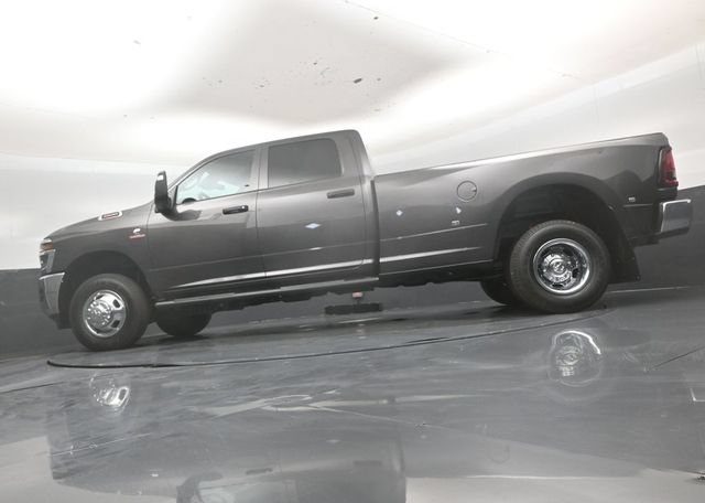 New 2026 RAM 3500 Tradesman AWD/4WD image 43