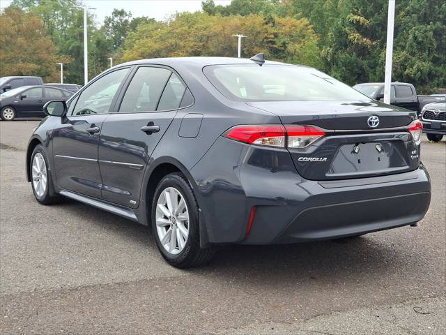 Certified 2025 Toyota Corolla LE w/ LE Premium Package AWD/4WD image 23