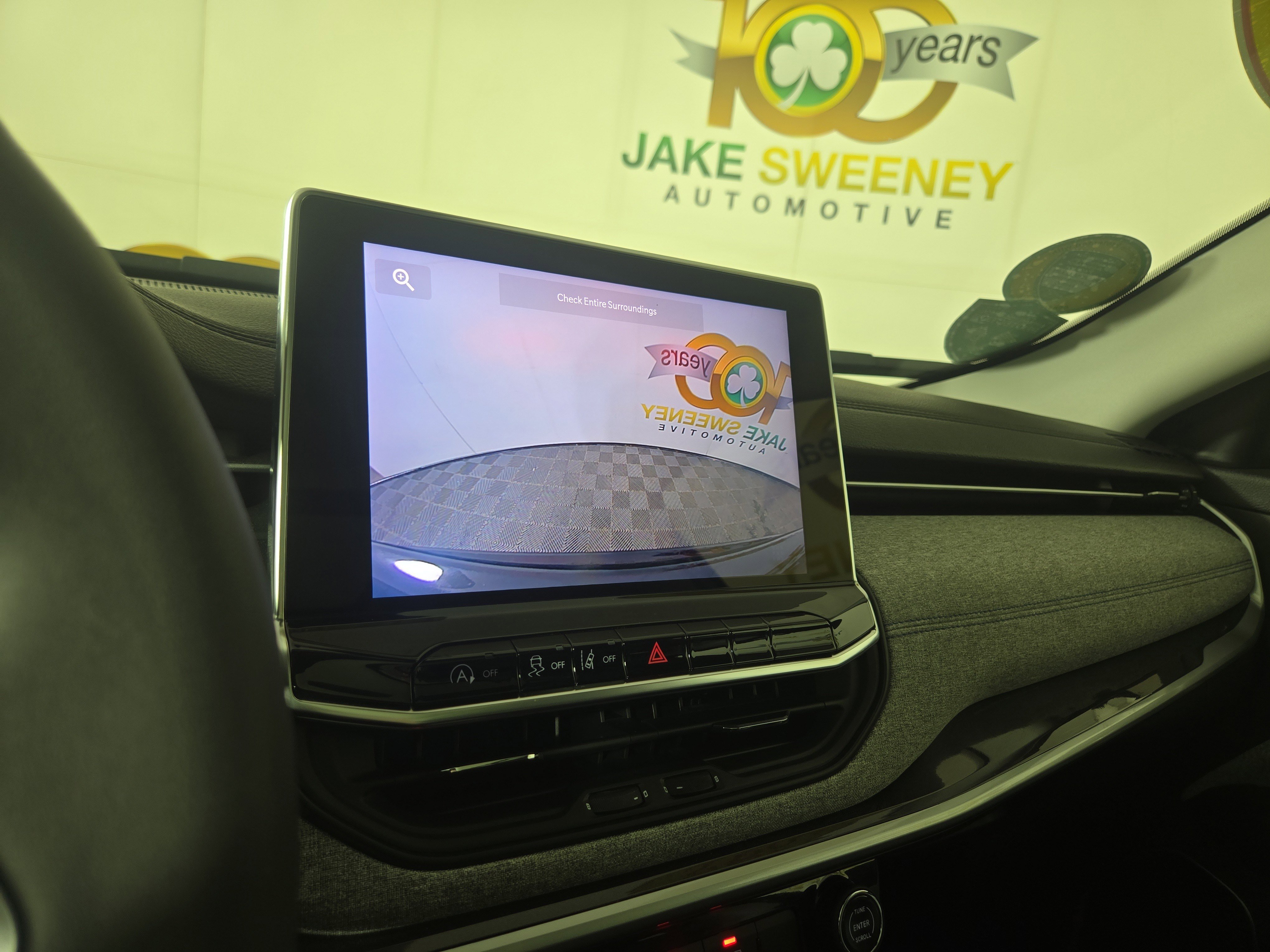 Certified 2022 Jeep Compass Latitude w/ Sun and Sound Group AWD/4WD image 21