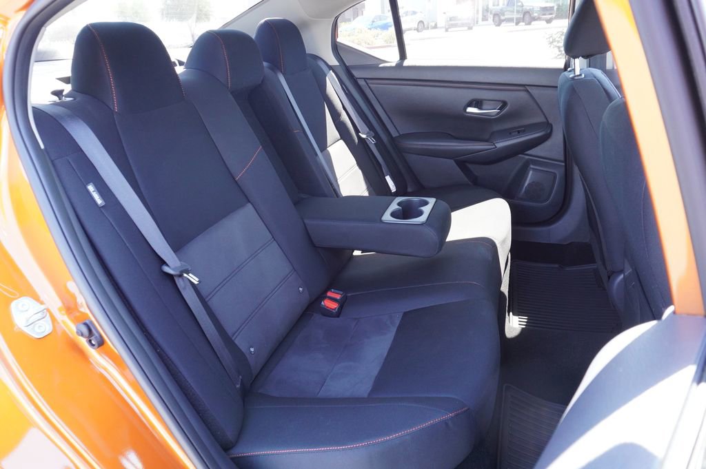 Certified 2025 Nissan Sentra SR w/ Trunk Package image 9