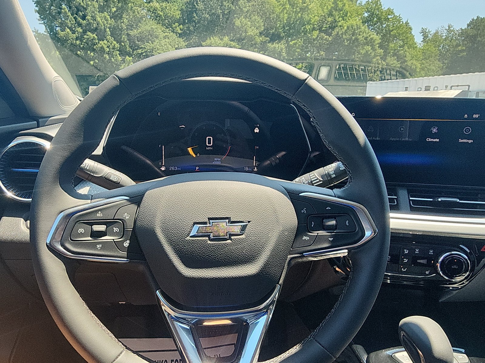 New 2026 Chevrolet Trax LT w/ Driver Confidence Package FWD image 15