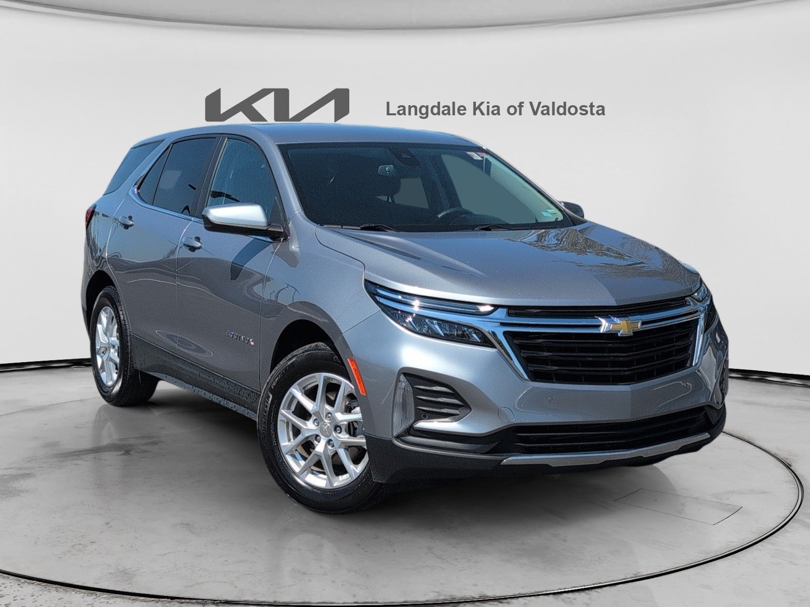 Used 2024 Chevrolet Equinox LT FWD image 1