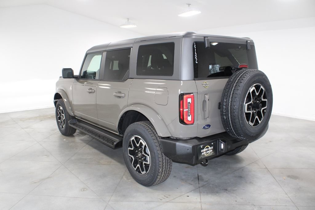 New 2025 Ford Bronco Outer Banks image 6