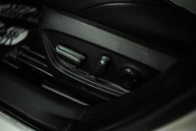 Used 2020 Toyota Corolla XSE w/ XSE Preferred Package image 15